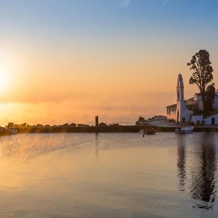 ヴィラ Aris Gimari