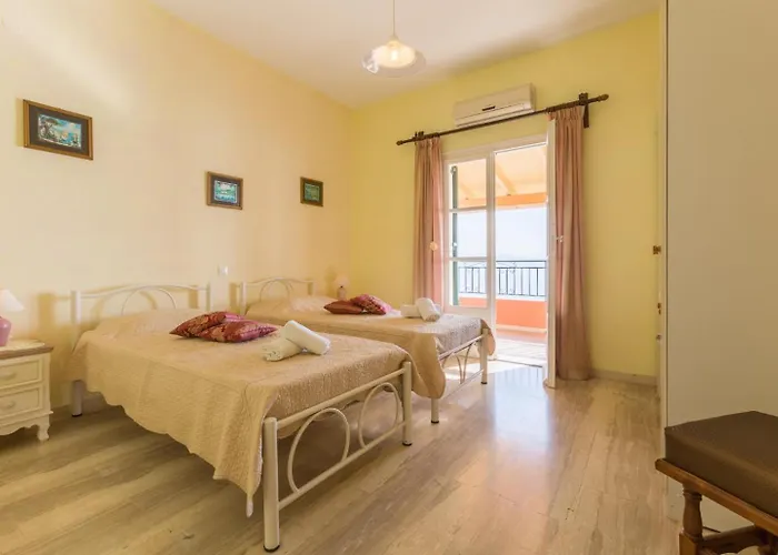 Villa Aris Gimari